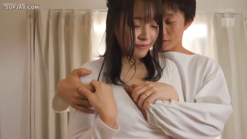 Indoor · 抚摸 · Curtain · Loungewear · 后抱 · 温情