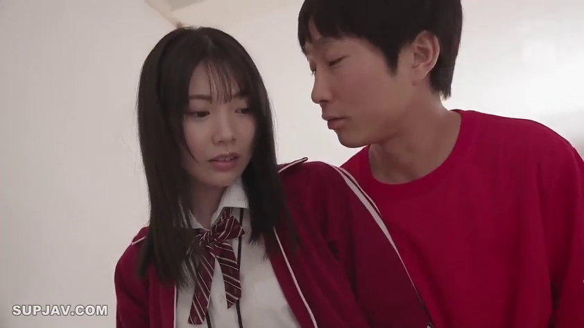 室内 · 校服 · 站姿 · 平静 · 对视 · 近景 · 学生 · 领带