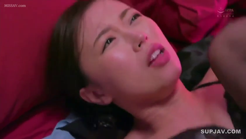 室内 · 顔部のクローズアップ · 迷離 · 性行為 · 枕头 · 床上 · 内衣 · 仰向け姿勢