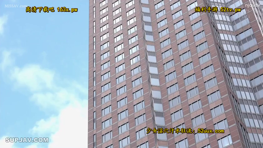 いいえ · 屋外 · 蓝天 · 办公楼