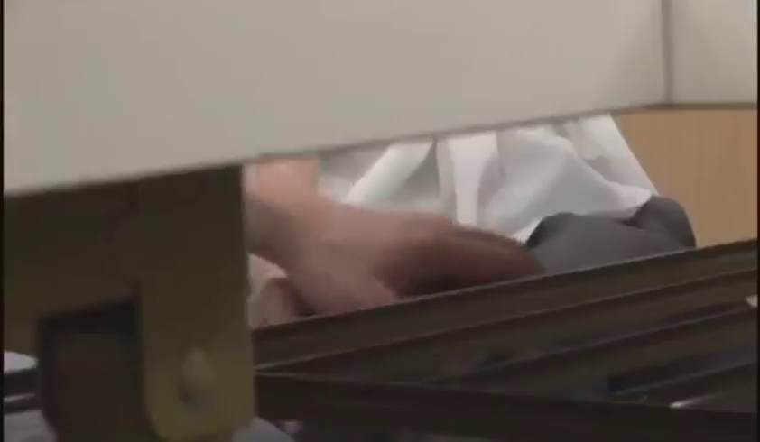 坐姿 · 办公室 · 桌子 · 手部 · 衬衫 · 手交 · 局部