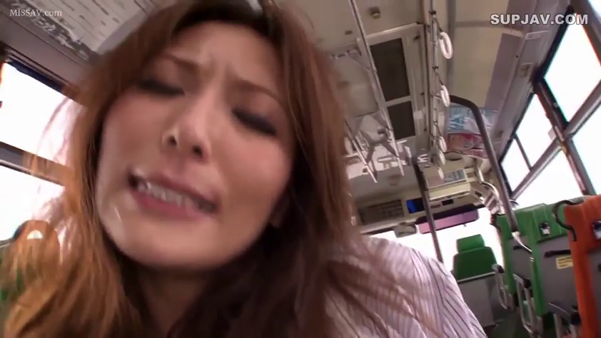 脸部特写 · 口交 · 跪姿 · 扶手 · 职业装 · 隐忍 · 公交车 · 痴汉题材