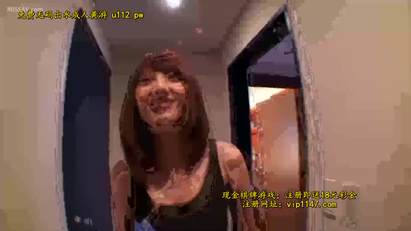 站立 · 顔のクローズアップ · 走廊 · 大笑 · 黒いベスト · 房门 · 重口味 · 粘液覆盖