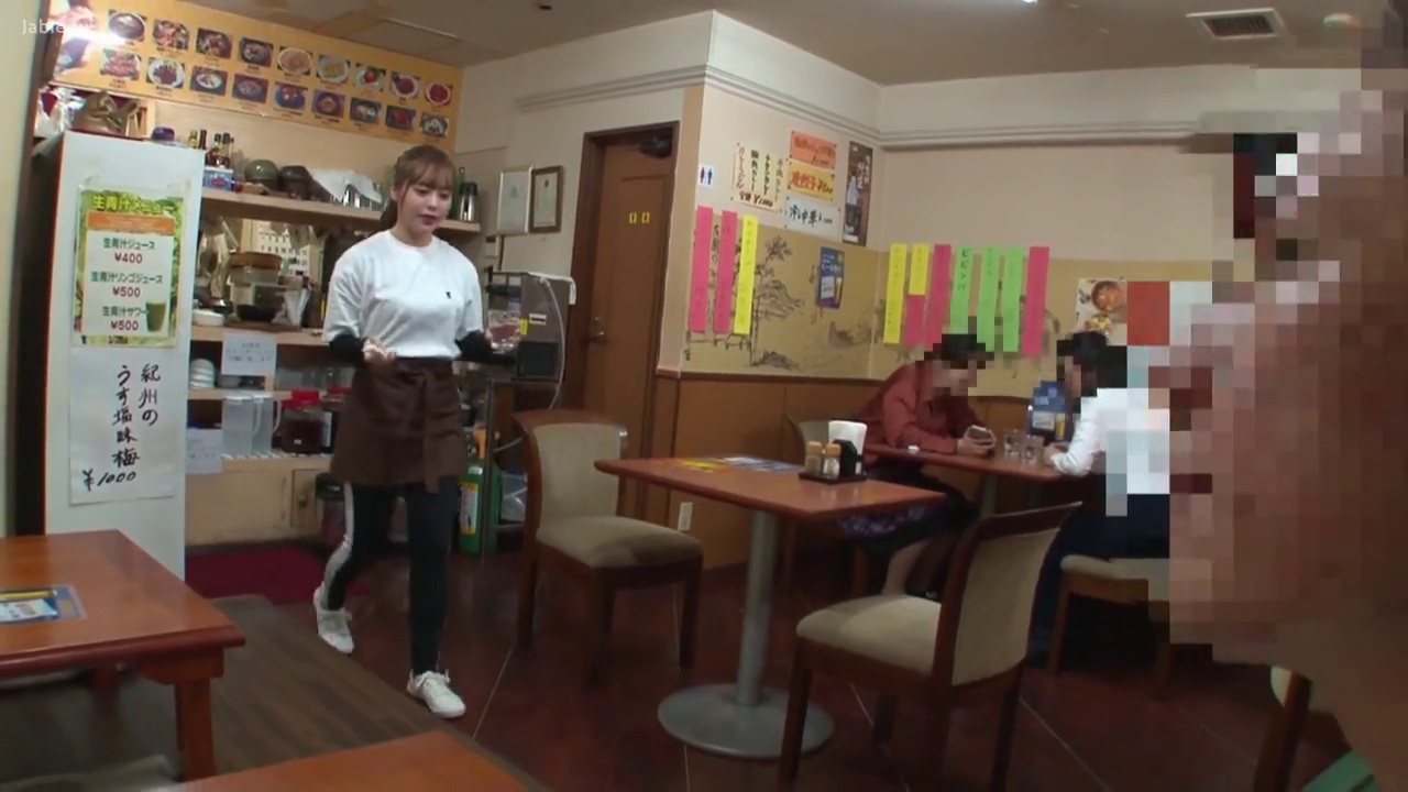 全景 · 餐桌 · 居酒屋 · 服务 · 职业微笑 · 走动 · 公共场所 · 餐厅服务员制服