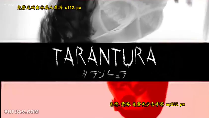 室内 · 面部 · 展示 · 侧卧 · 白色内衣 · 艺术滤镜 · 标题字幕