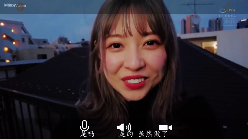 面部 · Smile · 谈话 · Night view · 正面 · 黑色高领 · 楼顶 · UI图标