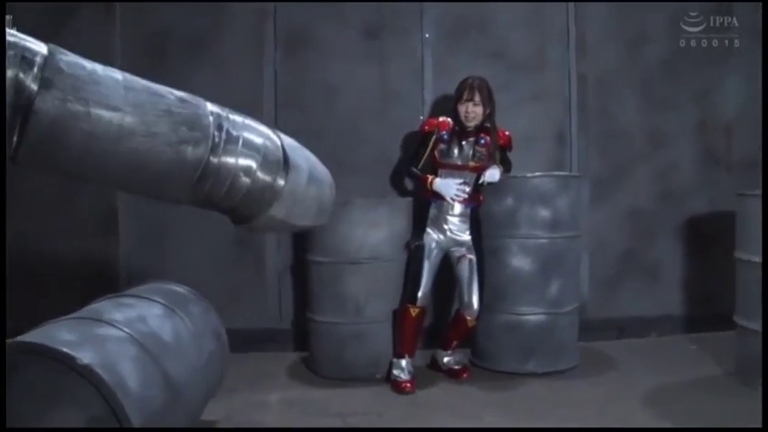 站立 · 远景 · 对峙 · 恐惧 · 油桶 · 工厂 · 特摄 · 战队皮衣