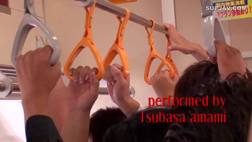 电车 · 手部特写 · 吊环 · 站位 · 长袖衬衫 · 抓握吊环 · 人群