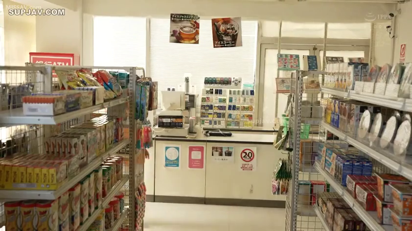 便利店 · 货架 · 空镜 · 内景