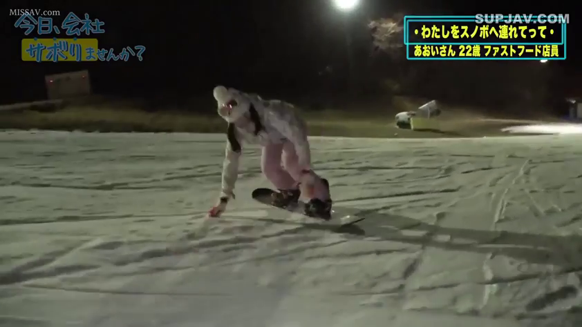 いいえ · 夜晚 · 滑雪服 · 滑雪板 · 滑雪场 · 滑雪姿态 · 滑雪