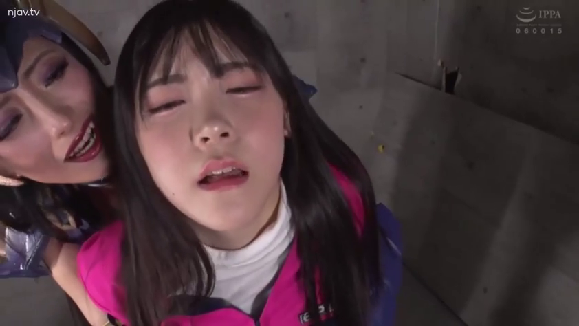 Indoor · Face · Ecstasy · Stand · 多人 · moan · Sports jacket