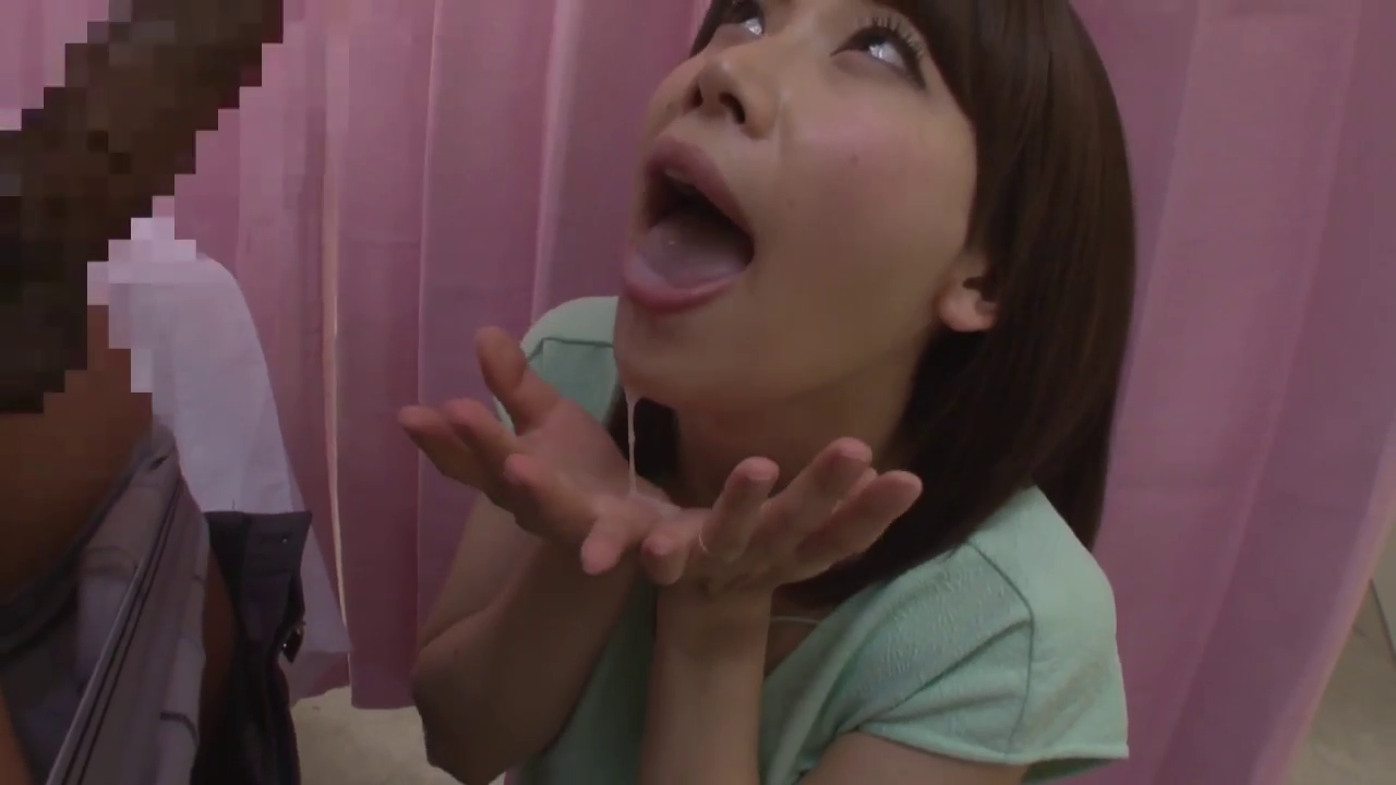 室内 · 马赛克 · 迷离 · 面部特写 · 颜射 · 仰头 · 绿色T恤