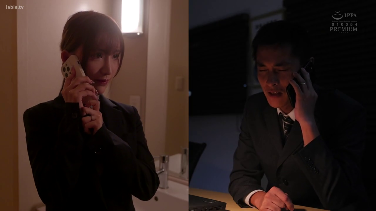 办公室 · 侧立 · 职业西装 · 面部特写 · 手机 · 打电话 · 凝重 · 分屏效果