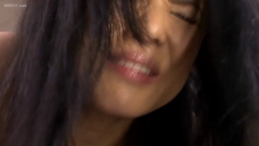 室內 · 脸部 · 仰头 · 不詳 · 迷离表情 · 感受快感 · 长发掩面