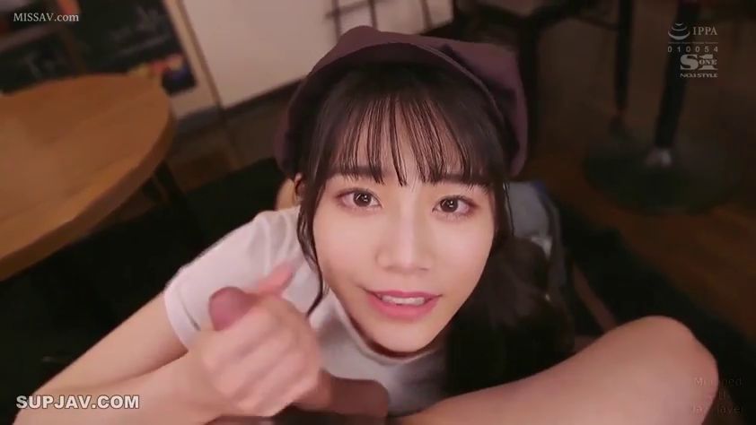 室内 · 面部 · 俯身 · 贝雷帽 · 注视 · 阴茎 · 手交 · POV