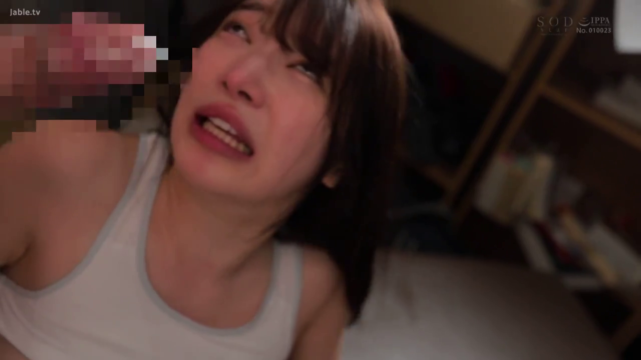 寝室 · 口交 · モザイク · 顔のクローズアップ · 白いタンクトップ · 高潮 · 仰视