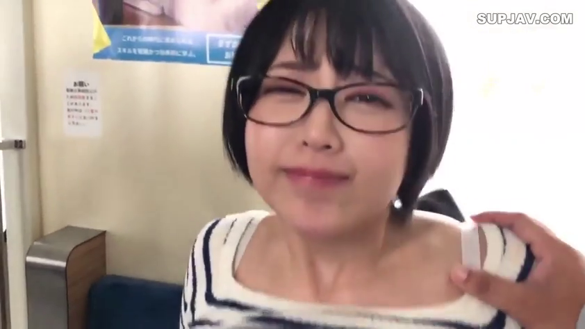 Face · 条纹衫 · Glasses · Stand · 局促 · 电车 · 痴汉题材 · 被触碰