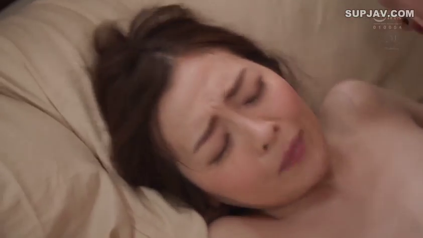 性交 · 脸部 · 全裸 · 臥室 · 枕頭 · 仰臥 · 痛苦 · 长发