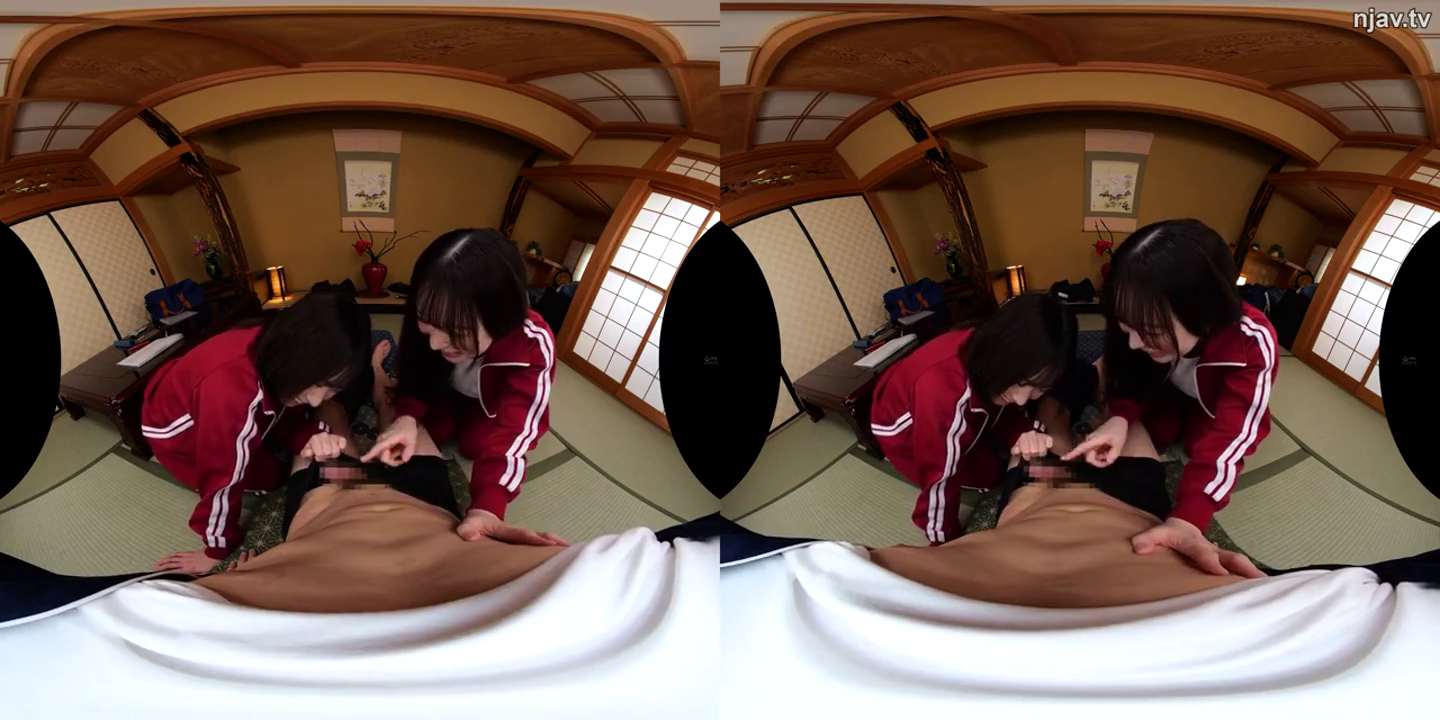 微笑 · 跪姿 · 手淫 · 日式房间 · 红色运动服 · VR视角 · 鱼眼全景